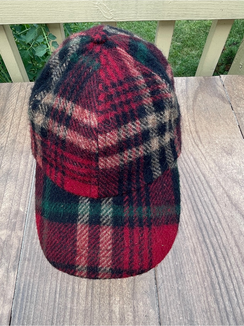 VINTAGE Woolrich Red Black Green Plaid Wool Cap L/XL